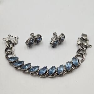 Vintage Blue Rhinestone Bracelet Silver Tone Link Chunky Screwback Earrings Set